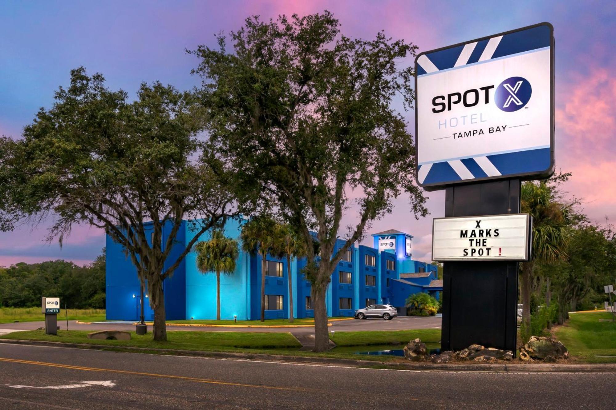 Spot X Hotel Tampa - Wesley Chapel By The Red Collection Exteriör bild