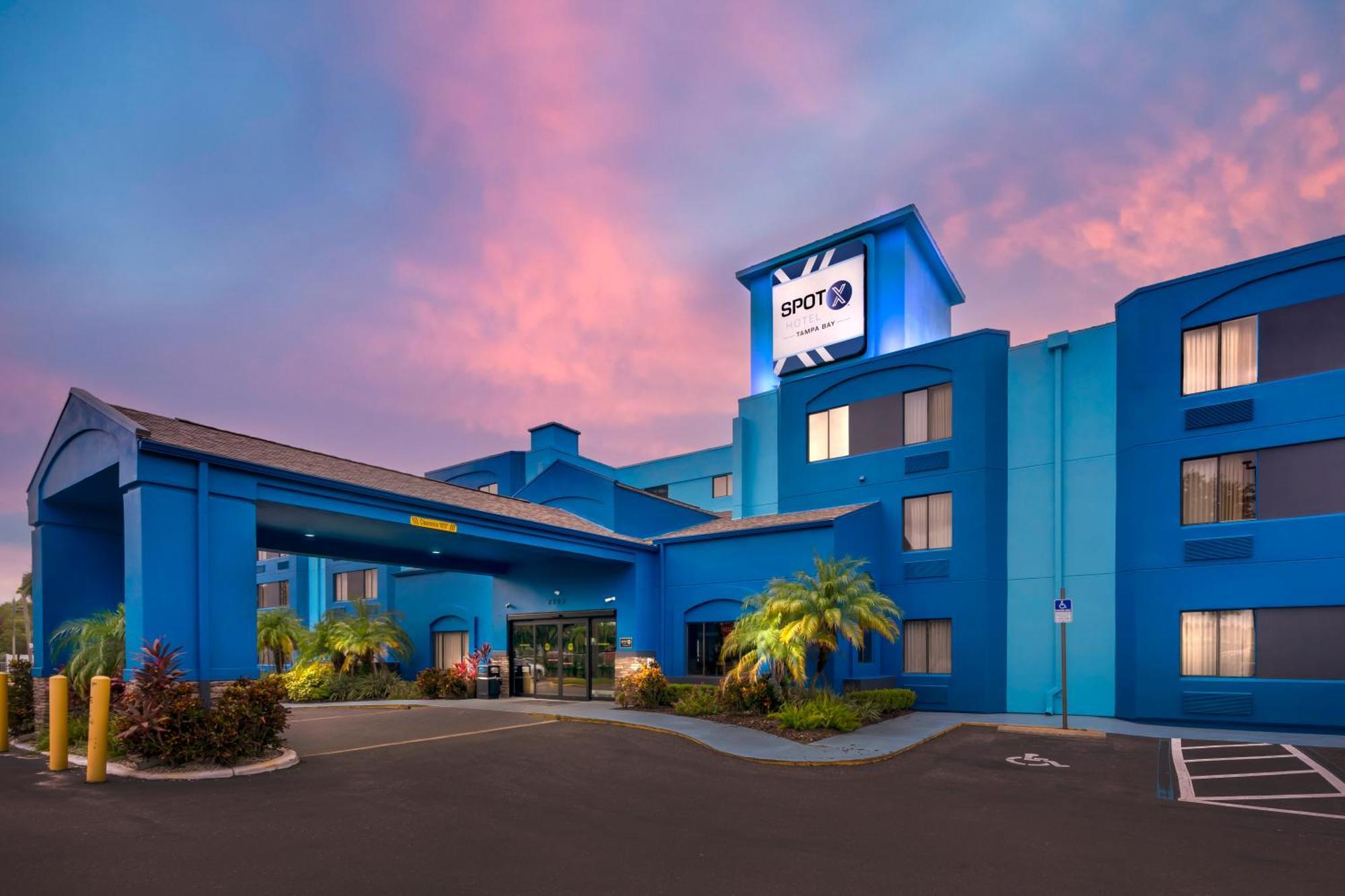 Spot X Hotel Tampa - Wesley Chapel By The Red Collection Exteriör bild