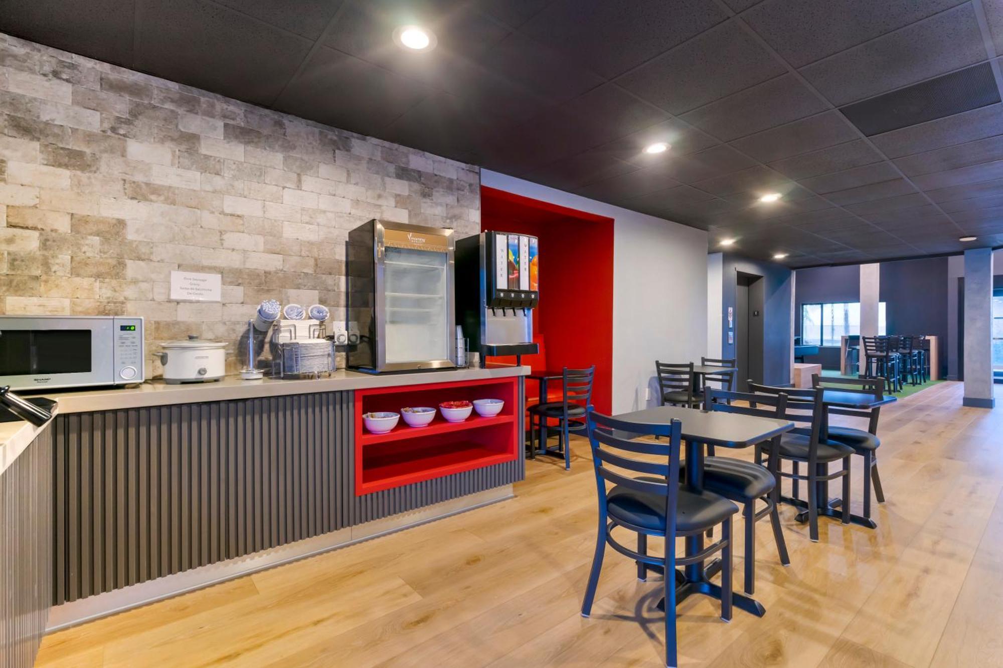 Spot X Hotel Tampa - Wesley Chapel By The Red Collection Exteriör bild