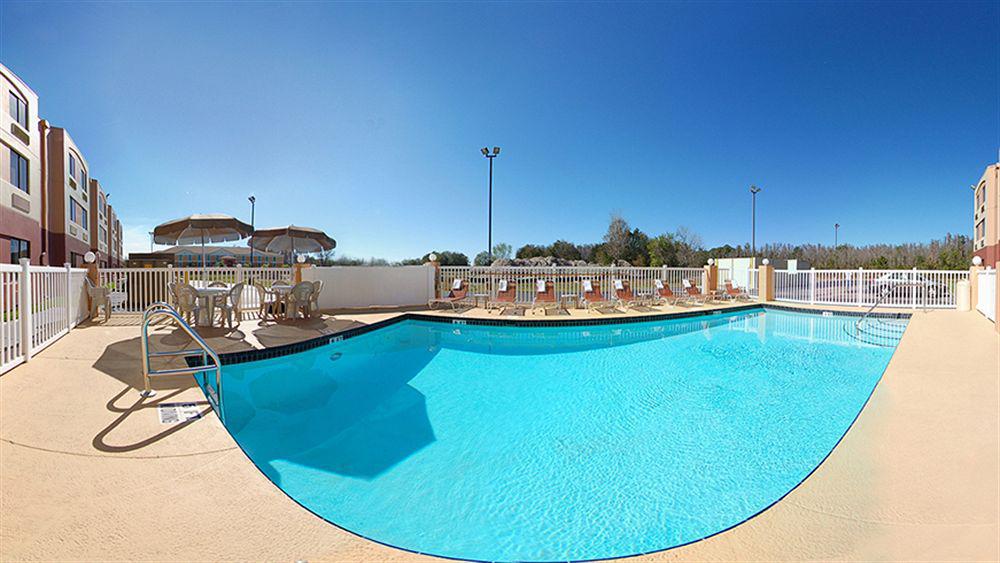 Spot X Hotel Tampa - Wesley Chapel By The Red Collection Exteriör bild